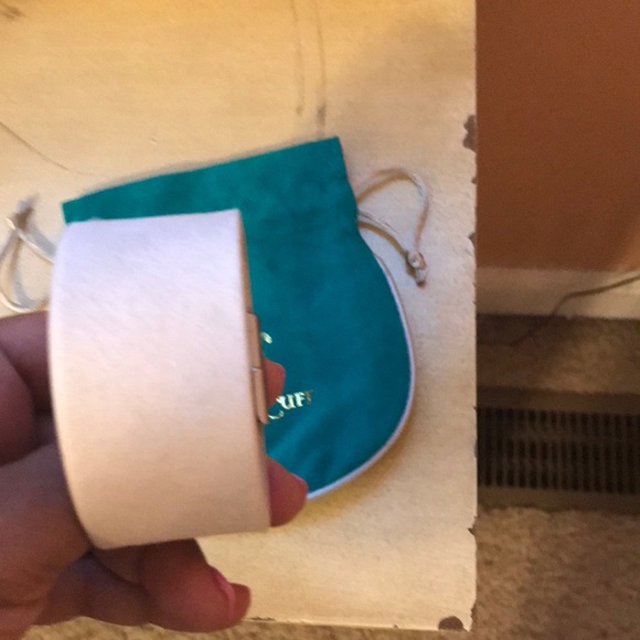 Rustic cuff cuff - Picture 3 of 5